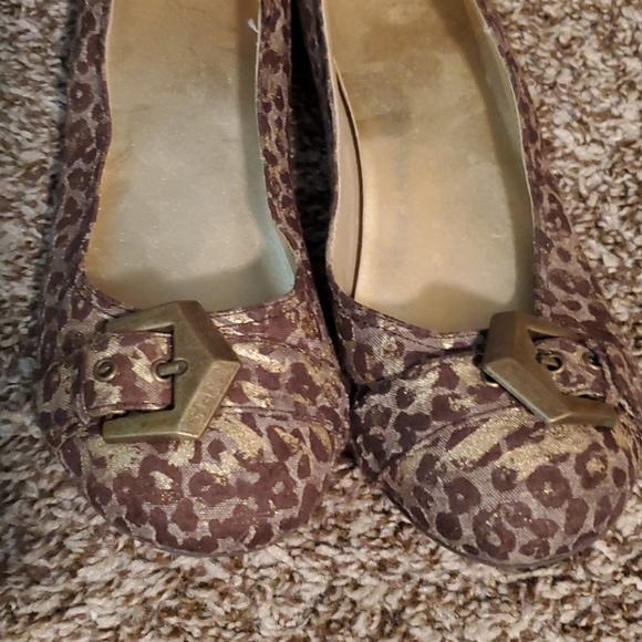 BKE - Picture 2 of 4